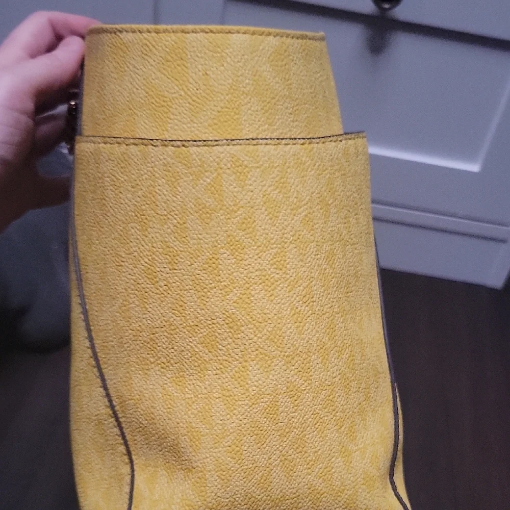 Michael Kors Sunny Yellow Tote - Picture 4 of 4